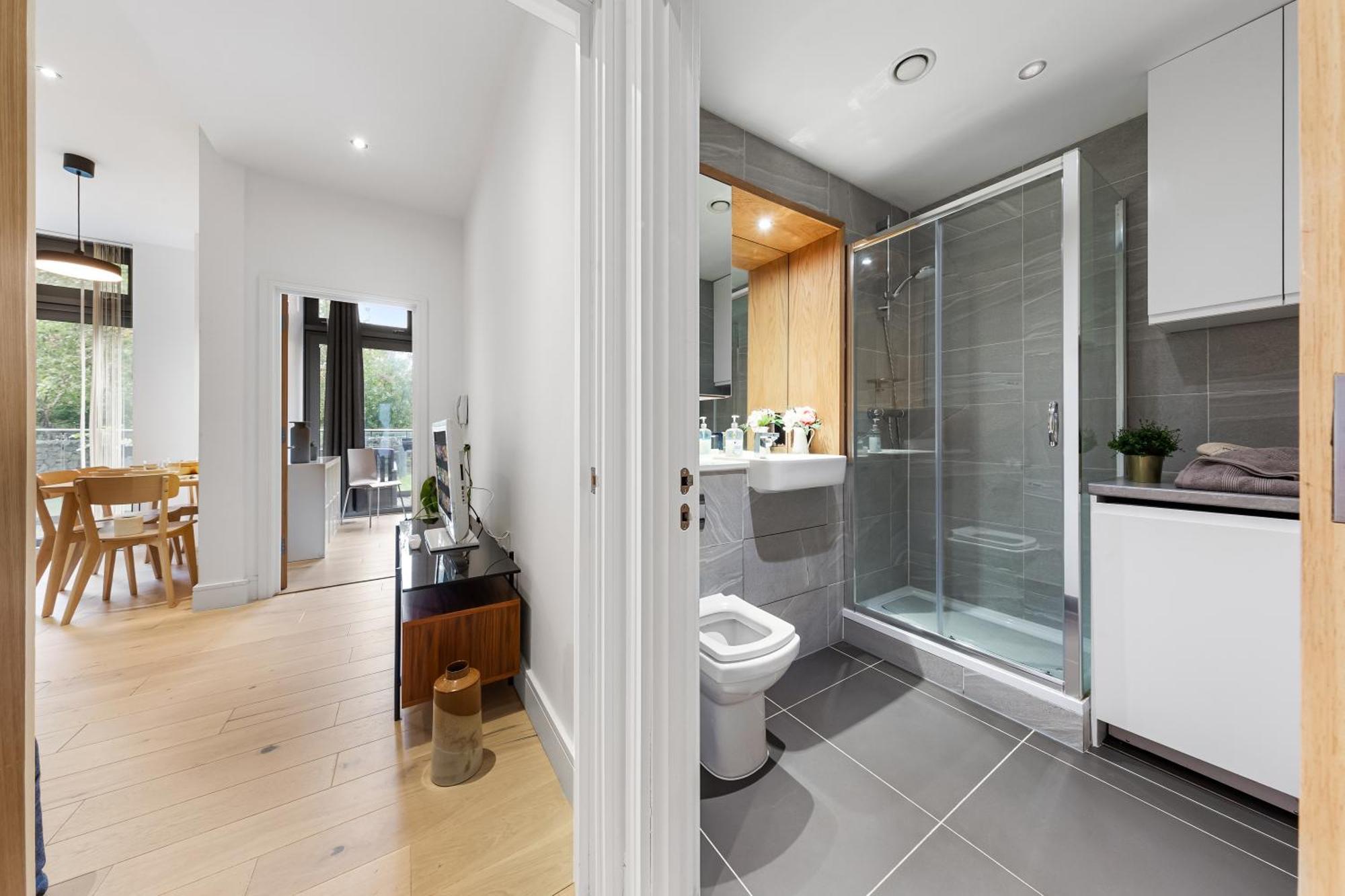 Trendy 2 Bed Flat In Greenwich With Car Parking Лондон Экстерьер фото