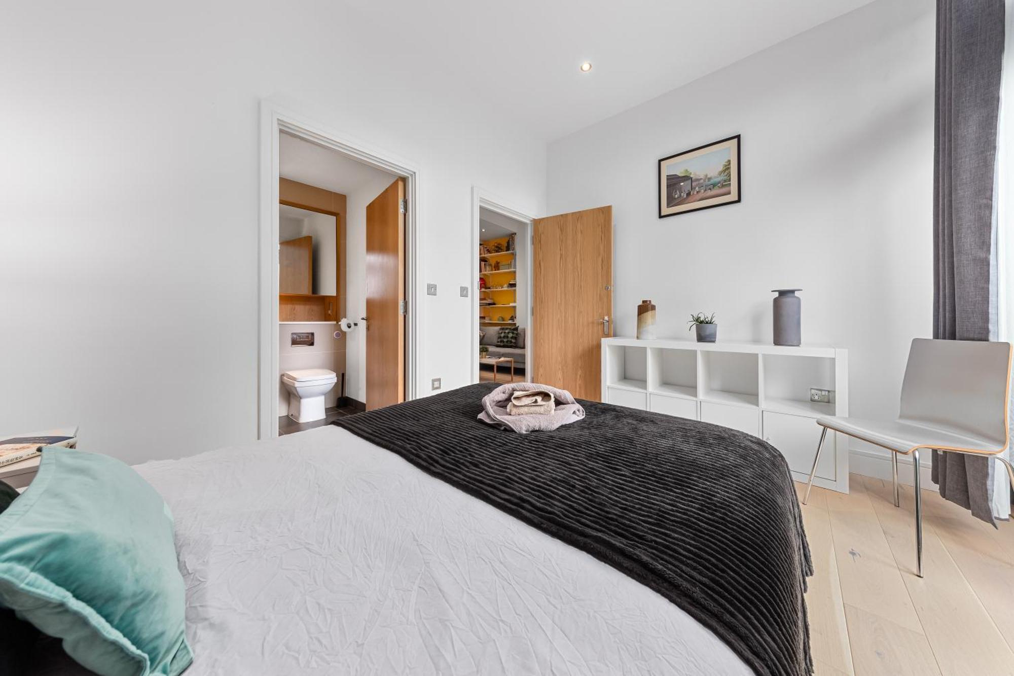 Trendy 2 Bed Flat In Greenwich With Car Parking Лондон Экстерьер фото