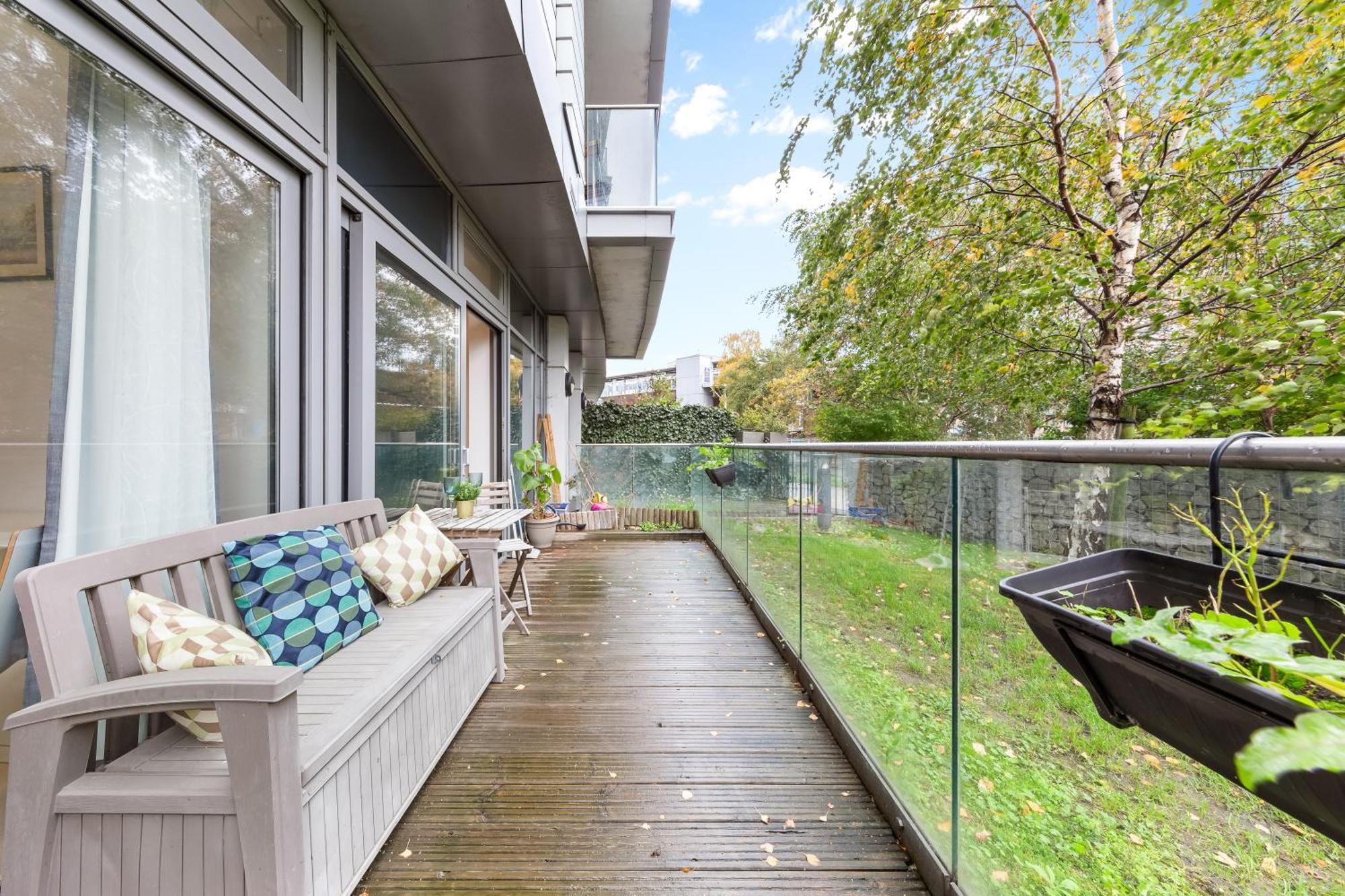 Trendy 2 Bed Flat In Greenwich With Car Parking Лондон Экстерьер фото
