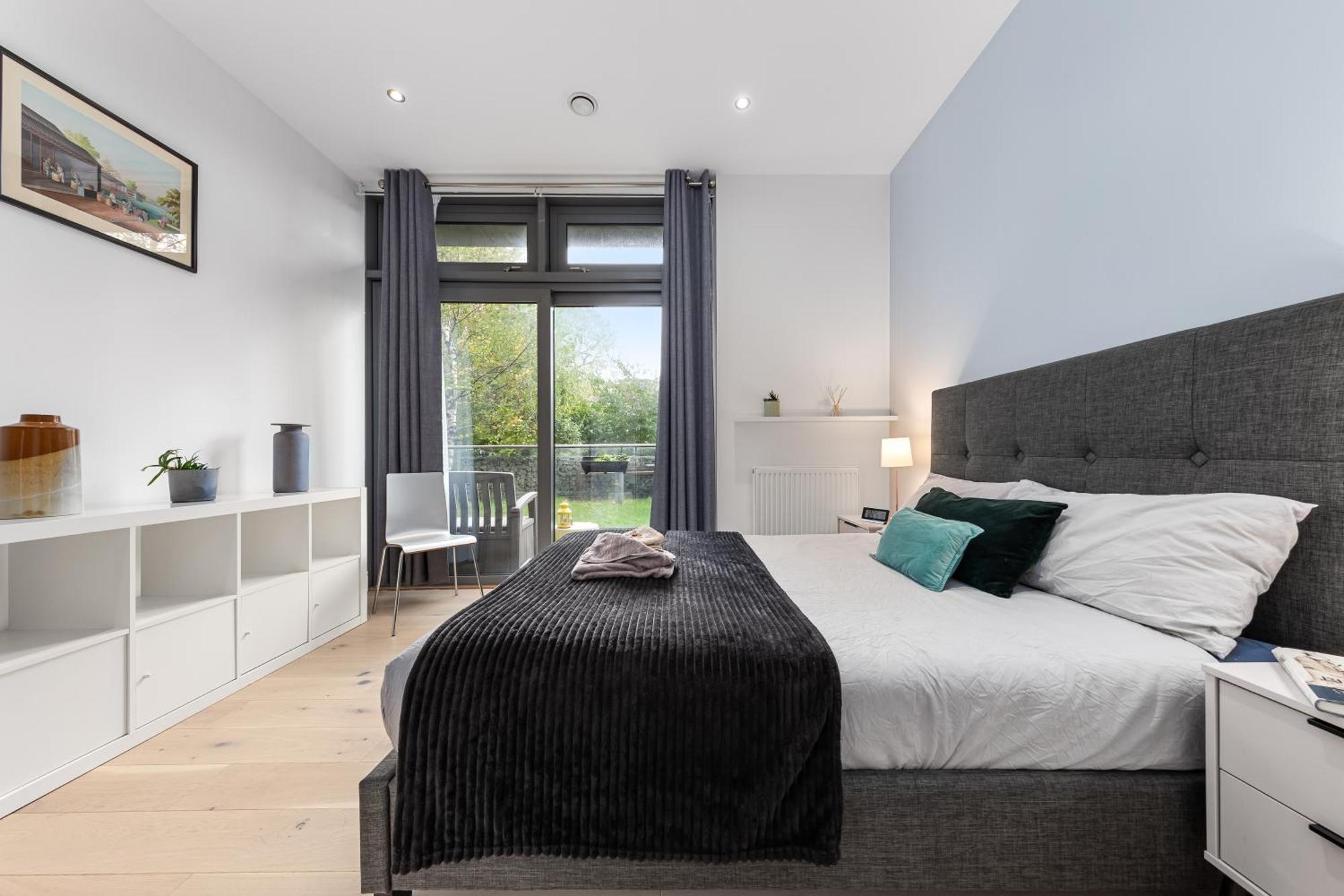 Trendy 2 Bed Flat In Greenwich With Car Parking Лондон Экстерьер фото