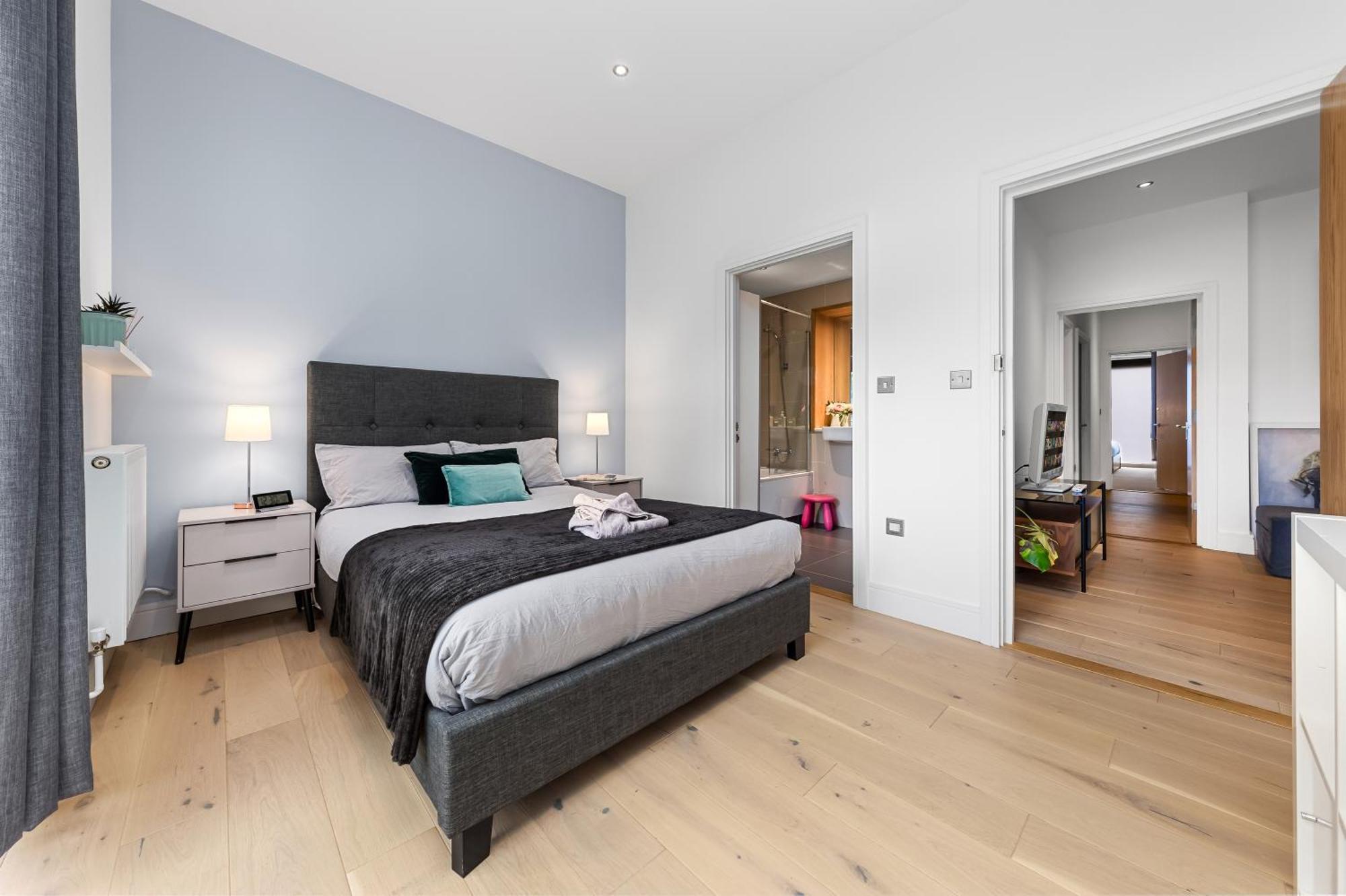 Trendy 2 Bed Flat In Greenwich With Car Parking Лондон Экстерьер фото