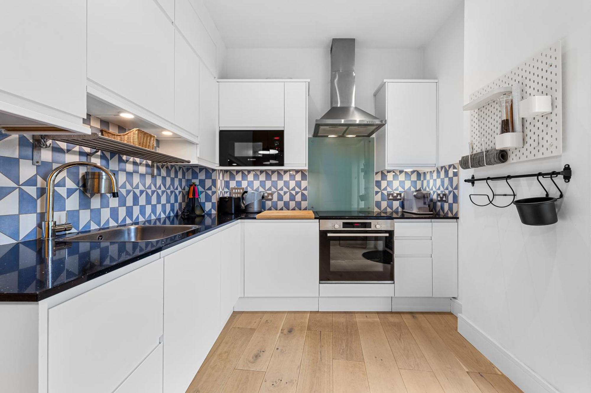 Trendy 2 Bed Flat In Greenwich With Car Parking Лондон Экстерьер фото